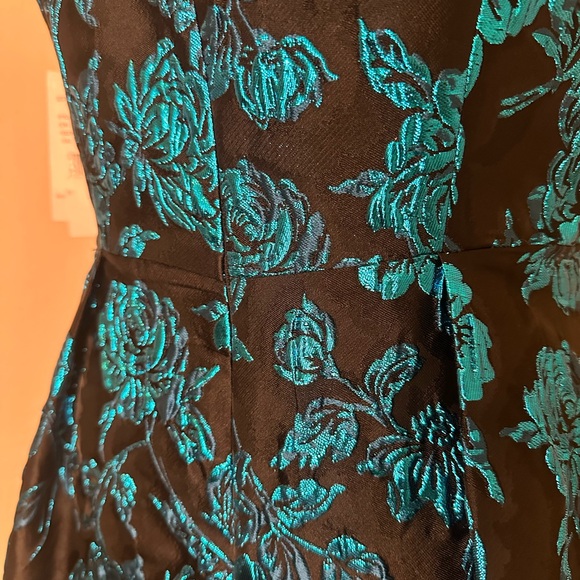 Donna Ricco Wild Rose Lurex Jacquard Midi Dress - Picture 7 of 8